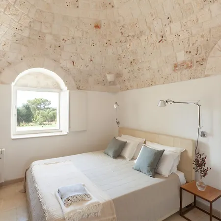 Trulli Andrea - Private With 2 Pools & View וילה