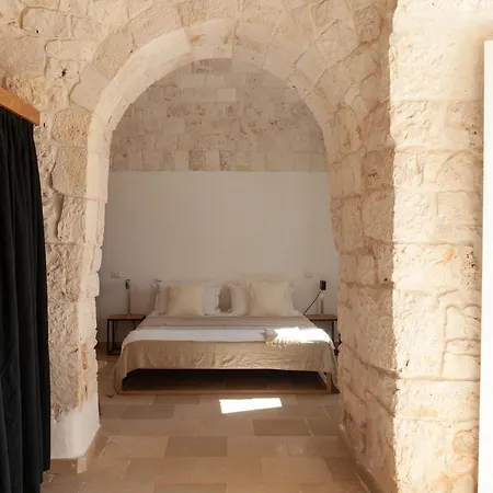 Trulli Andrea - Private With 2 Pools & View וילה צ'לייה מספיקה